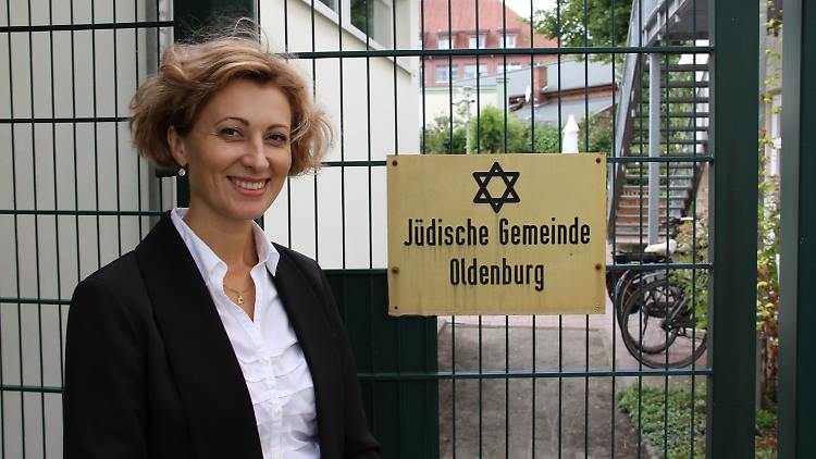 Rabbinerin der Jüdischen Gemeinde Oldenburg Alina Treiger