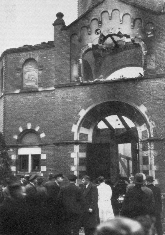 Zerstörtes Synagogengebäude, Peterstraße 2, 1938