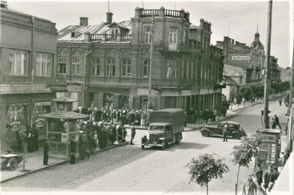 Части вермахта входят в Шяуляй, 25 июня 1941 г.